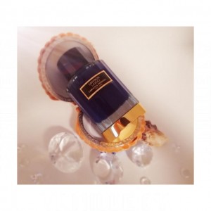 Carolina Herrera Saffron Lazuli