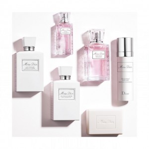 Christian Dior Miss Dior Brume Soyeuse pour le Corps