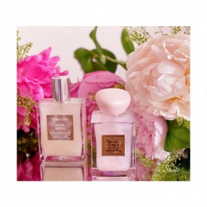 Giorgio Armani Pivoine Suzhou Soie de Nacre