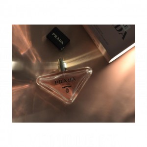 Prada Paradoxe