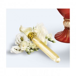 The Merchant of Venice Pearl Bouquet