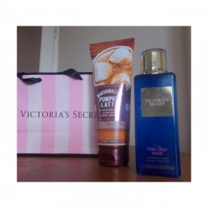 Victoria's Secret Very Sexy Now 2016