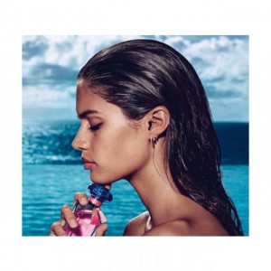 Victoria's Secret Very Sexy Now 2016