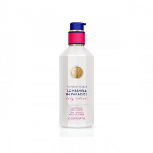 Victoria's Secret Bombshell in Paradise