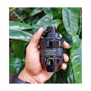 Viktor & Rolf Spicebomb Infrared