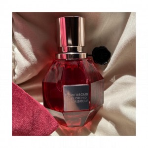 Viktor & Rolf Flowerbomb Ruby Orchid