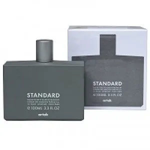 Comme des Garcons Standard