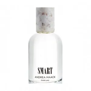 Andrea Maack Smart
